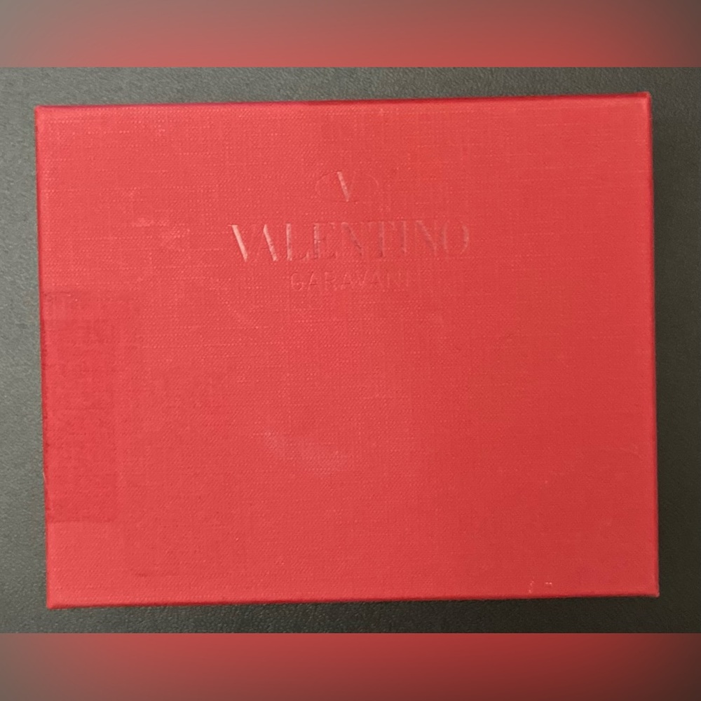 Valentino Garavani Wallet Box